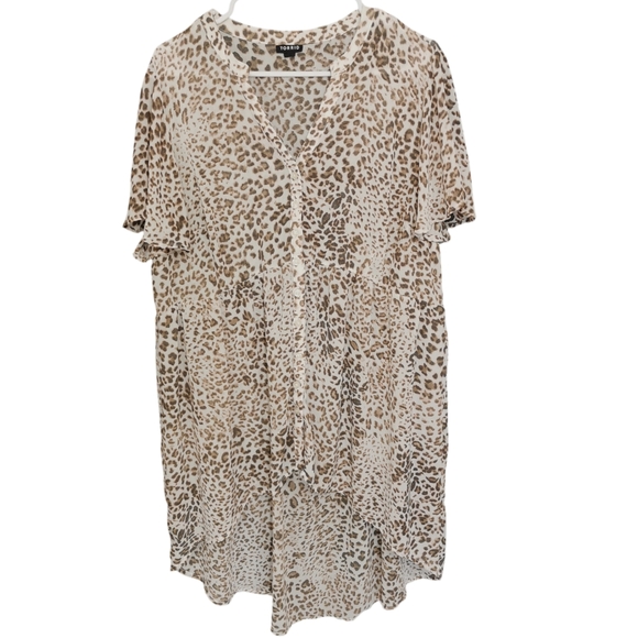 Torrid Lexie Baby Doll Chiffon Ivory Leopard Print V-Neck Hi-Lo Blouse Size 2/2X - Picture 2 of 8